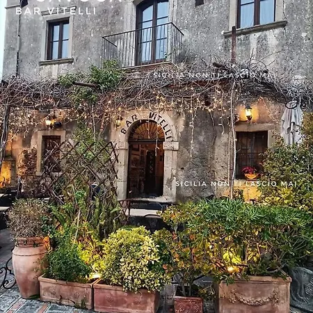 Casa Elena * Roccalumera