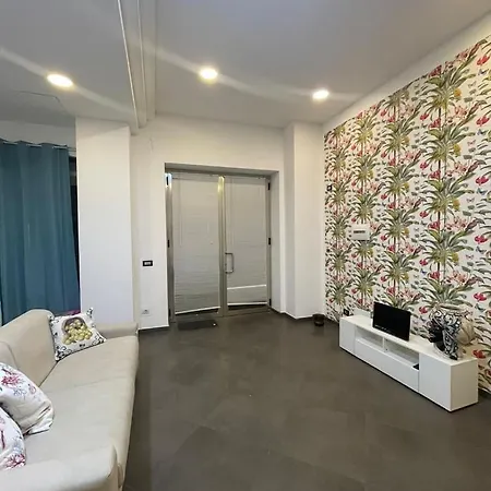 Apartment Casa Elena Roccalumera
